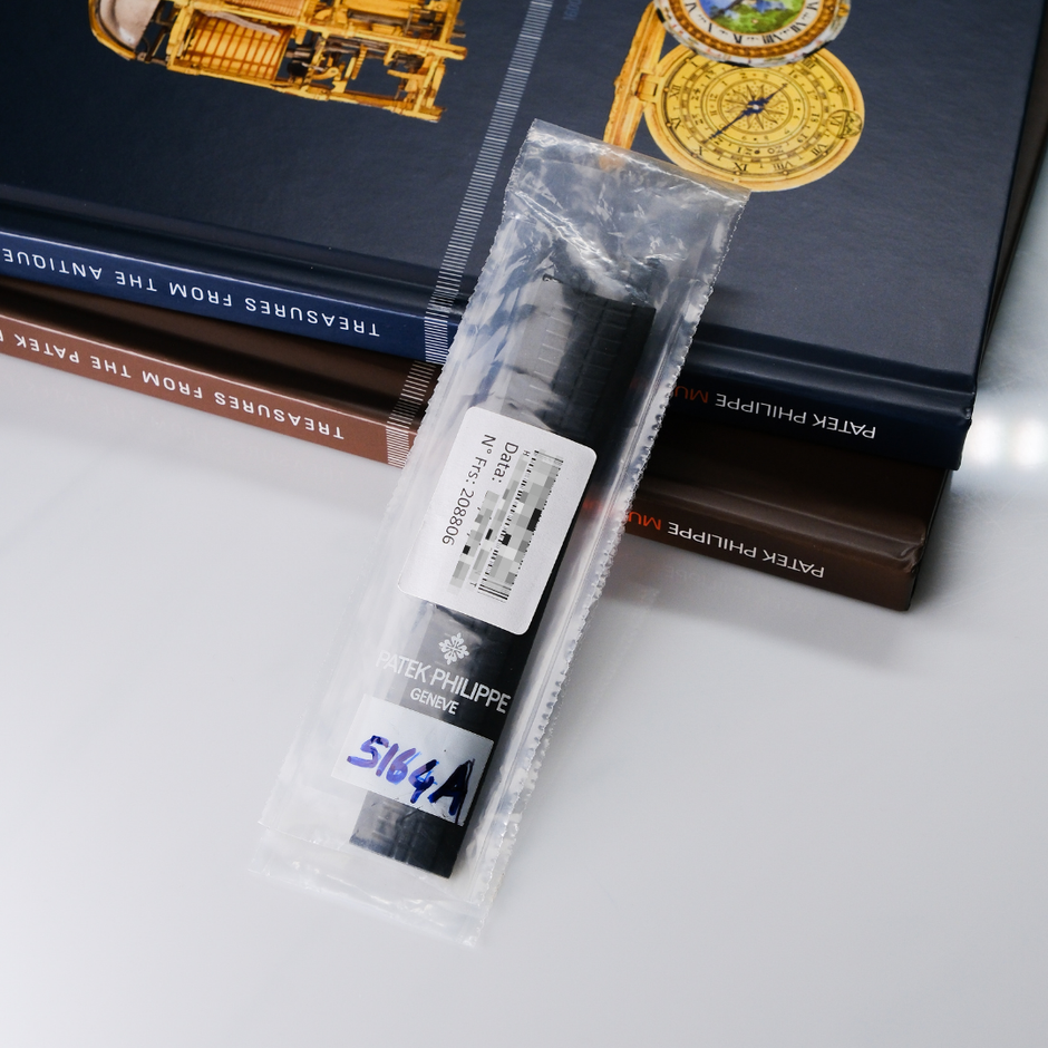 Patek Philippe Aquanut 5164A Black Rubber Strap - Uncut