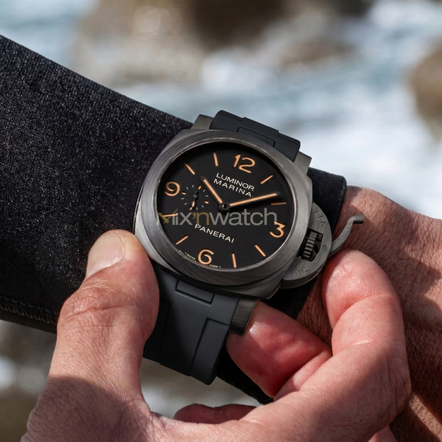 Panerai Luminor & Luminor Marina 44 mm ile Uyumlu Kayış