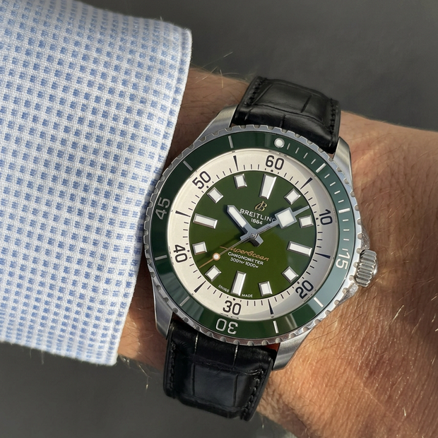 Breitling Superocean 44 mm ile Uyumlu Kayış