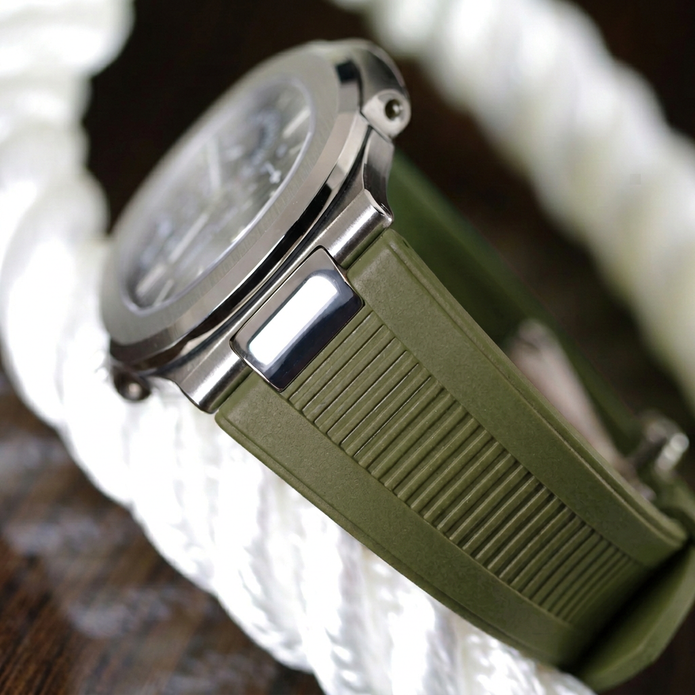 Patek Nautilus 5711 ile Uyumlu Kayış