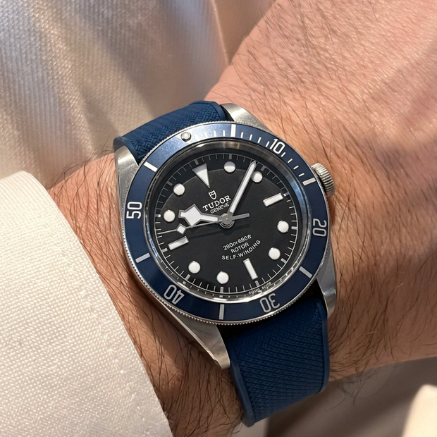 Tudor Heritage Black Bay Ceramic 41 mm ile Uyumlu Kayış