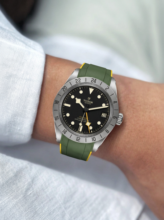 Tudor Black Bay Pro (39 mm) ile Uyumlu Kayış