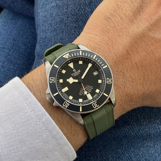 Tudor Pelagos FXD 42 mm ile Uyumlu Kayış