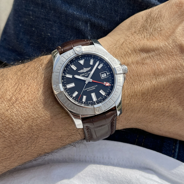 Breitling Avenger 45 mm ile Uyumlu Kayış