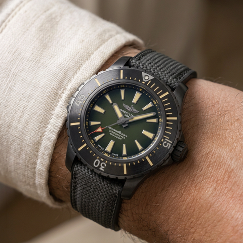 Breitling Superocean 48 mm ile Uyumlu Kayış