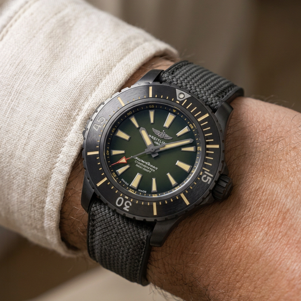 Breitling Superocean 48 mm ile Uyumlu Kayış