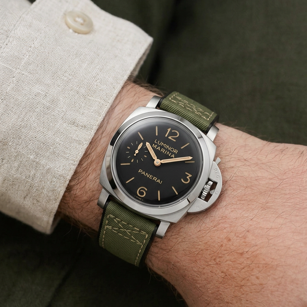 Panerai Luminor 47 mm ile Uyumlu Kayış