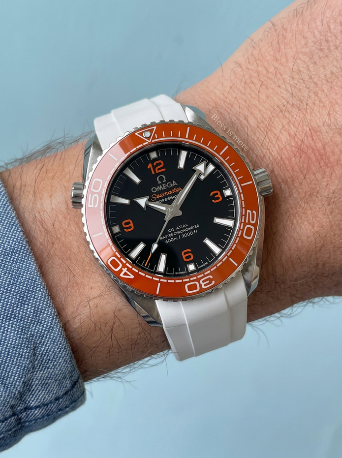 Omega Seamaster Planet Ocean 600 42 mm ile Uyumlu