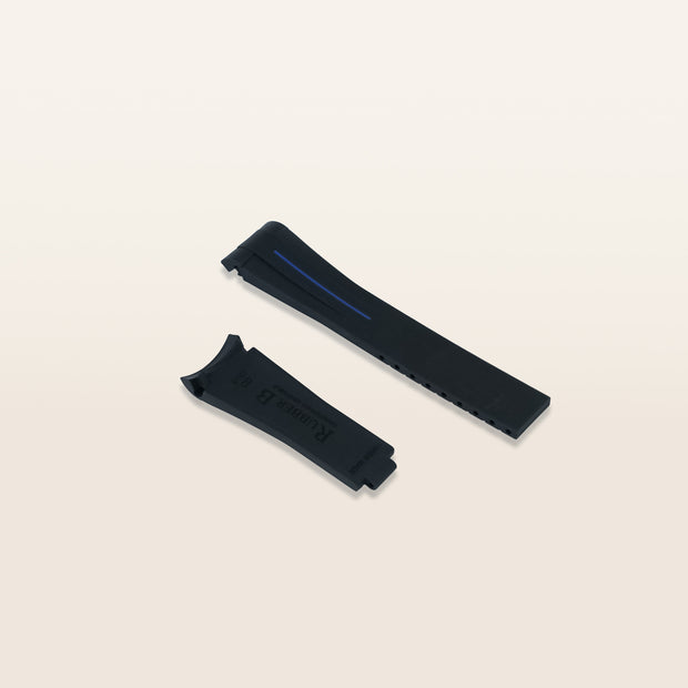 Резиновый ремешок Rubber B швейцарского производства, идеально подходящий по размеру.