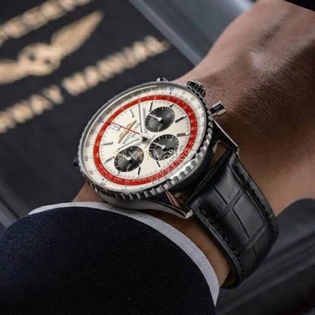 Breitling Navitimer 43 mm ile Uyumlu