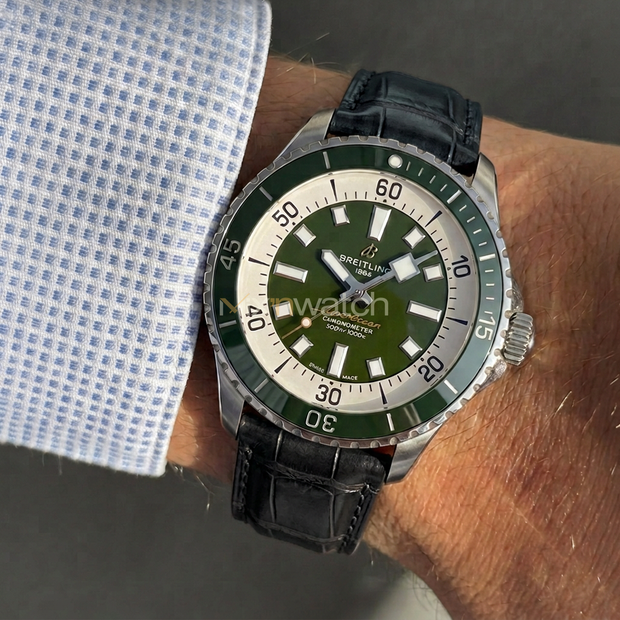 Breitling Superocean 44 mm ile Uyumlu Kayış