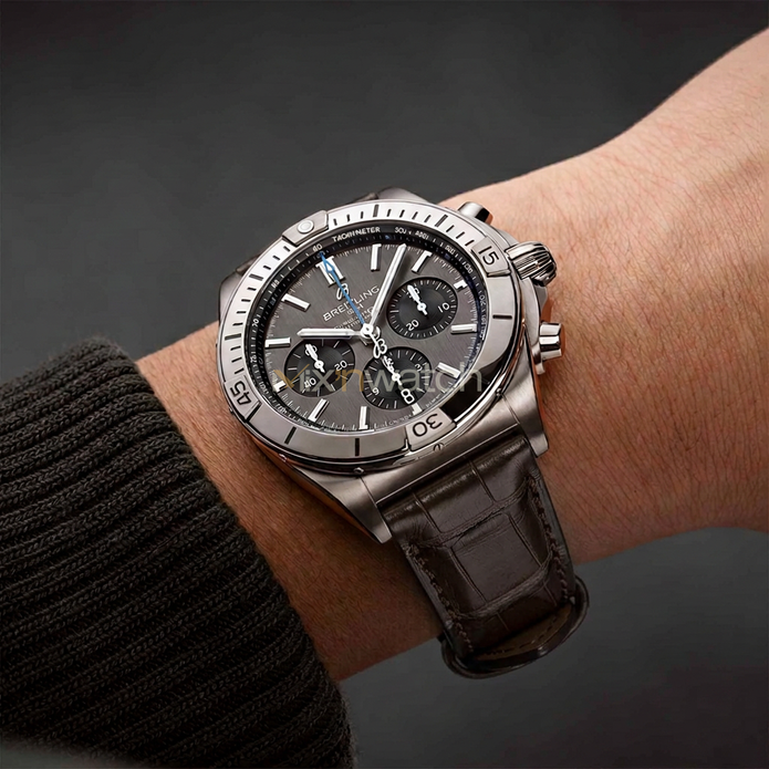 Breitling Chronomat 42 mm ile Uyumlu