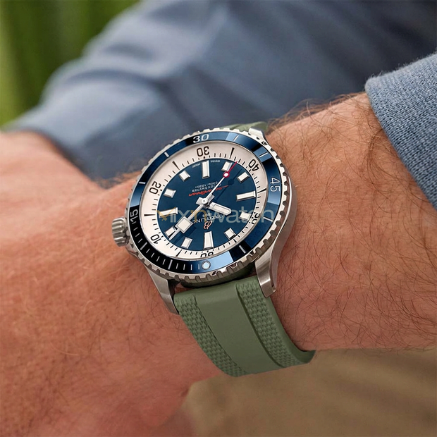 Breitling Superocean 42 mm ile Uyumlu