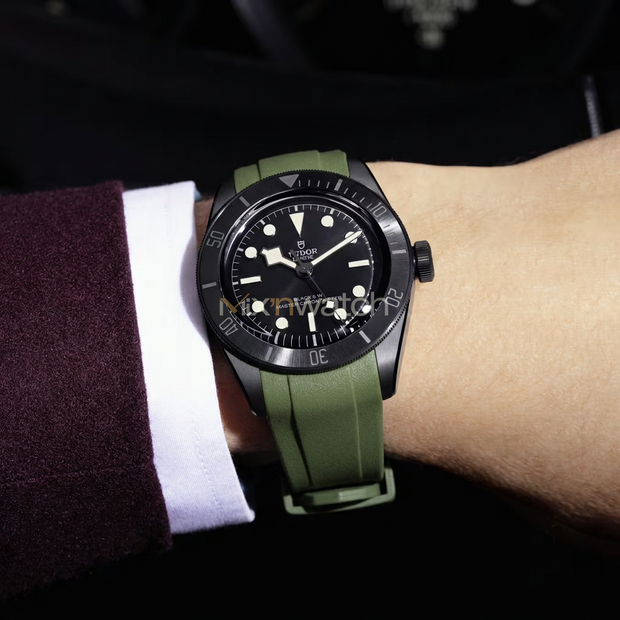 Tudor Heritage Black Bay Ceramic 41 mm ile Uyumlu