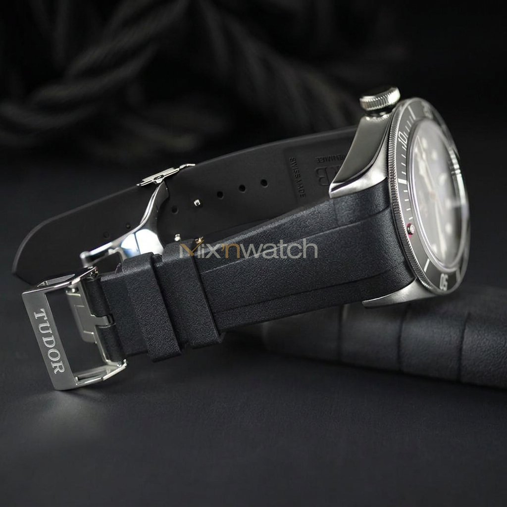 Tudor Black Bay Chrono 41 mm ile Uyumlu