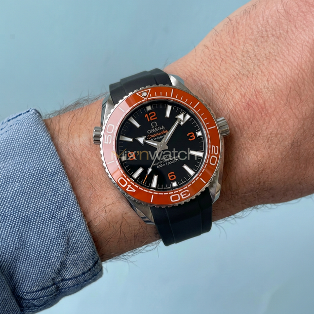 Omega Seamaster Planet Ocean 600 42 mm ile Uyumlu