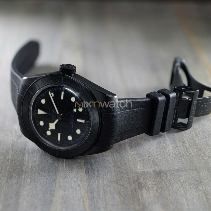 Tudor Heritage Black Bay Ceramic 41 mm ile Uyumlu