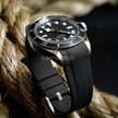 Tudor Heritage Black Bay Bronze 43 mm ile Uyumlu