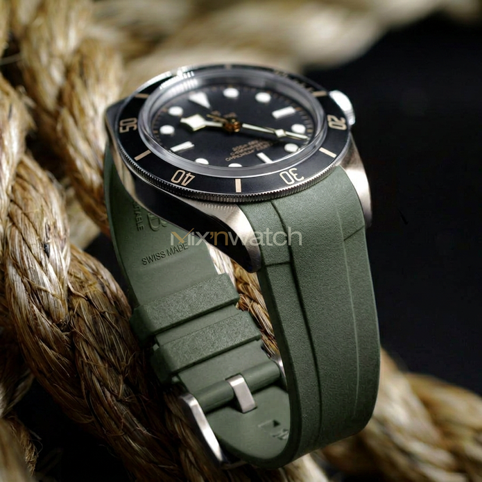 Tudor Heritage Black Bay Bronze 43 mm ile Uyumlu